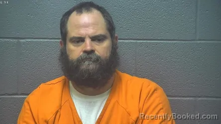 Mugshot of TRAVIS LEE MULLINS