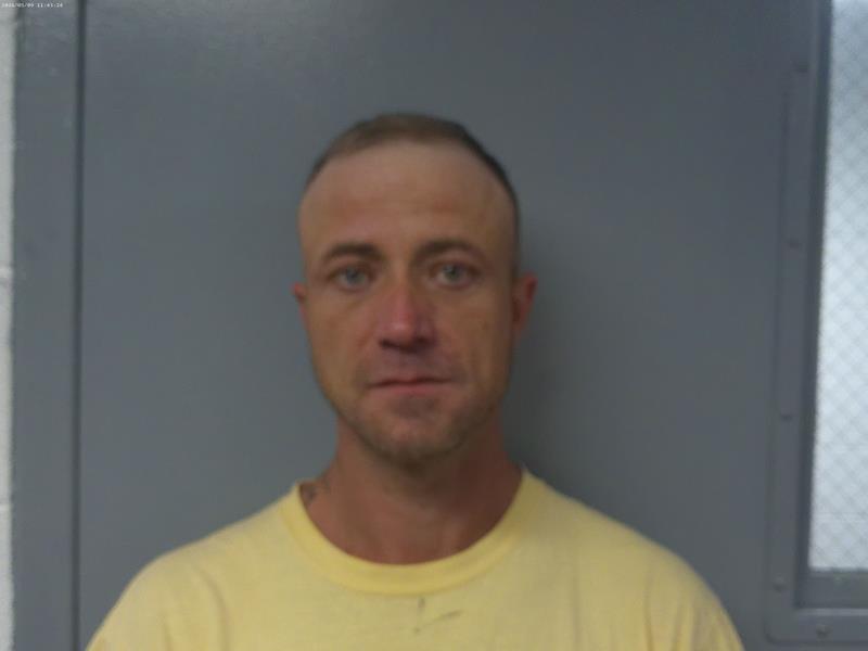 Mugshot of BRAUN WHITTON ROBERTS booked in Wise County, Virginia on May 4, 2026