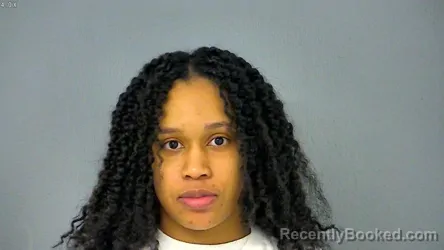 Mugshot of INESHA DESHAY FRINK