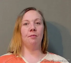 Mugshot of CRYSTEN ELIZABETH WARREN booked in Franklin County, Texas on June 18, 2026