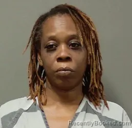 Mugshot of SHAFONDA LAGNET CARTER booked in Franklin County, Texas on June 21, 2026