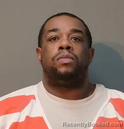 Mugshot of Deondre Marques White booked in Franklin County, Texas on October 29, 2026