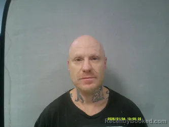 Mugshot of Garon Elvis Lohr