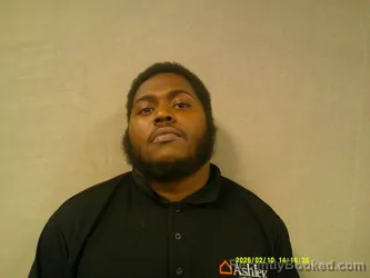 Mugshot of Ksean Dominique Vaten