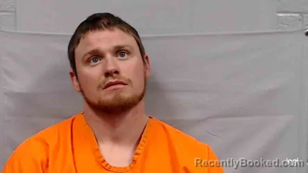 Mugshot of Dylan Robert Campbell