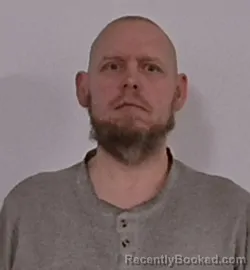 Mugshot of Paul Eugene Roberts