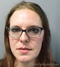 Mugshot of Elizabeth Renee Mills Jones booked in Jefferson County, West Virginia on April 20, 2026