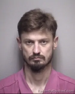 Mugshot of DUSTIN CARL UMFRESS