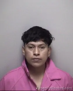 Mugshot of OMAR AUGUSTO VELASQUEZ PELICO