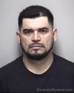 Mugshot of ROGER ADALID AMAYA ESCOTO