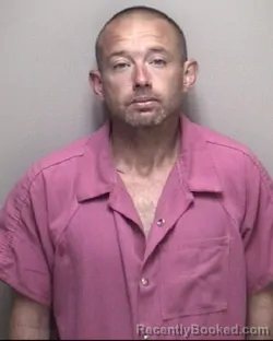 Mugshot of DEREK RYAN MOSS