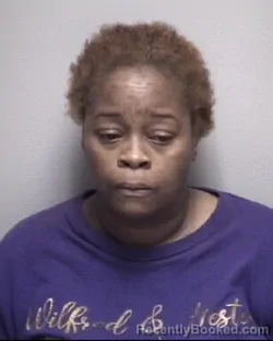 Mugshot of DIMITRI MONIQUE CAMPBELL