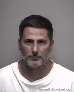 Mugshot of ENRIQUE . LORENZO DENIZ