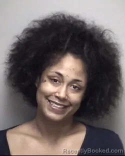 Mugshot of EASTER ISABELLA DELOSSANTOS