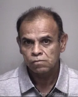 Mugshot of CARLOS R RODRIGUEZ