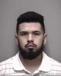 Mugshot of JULIO RAYMUNDO FLORES