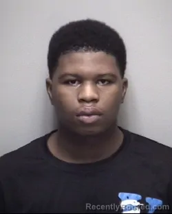 Mugshot of DENZEL LAMAR FONTENOT
