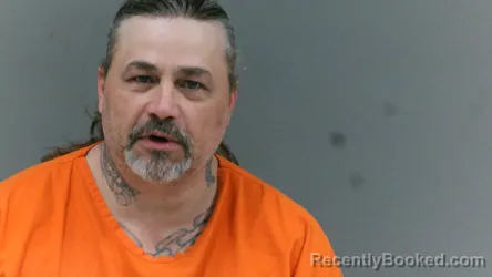 Mugshot of Elbert Johnathan Davis booked in Lincoln County, West Virginia on April 7, 2026