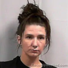 Mugshot of Shantel Dawn Sigmon booked in Lincoln County, West Virginia on May 14, 2026