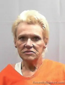 Mugshot of Ivy Ellen Carr