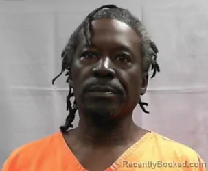 Mugshot of Oneil Wayne South booked in Marion County, West Virginia on April 20, 2026