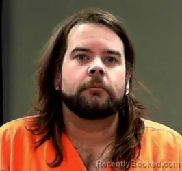 Mugshot of Brandon Wade Thomas