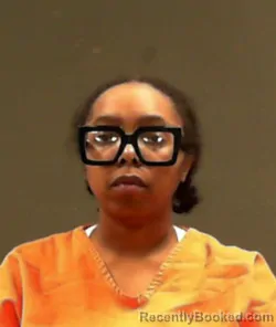 Mugshot of Tatiyana Tomlinson