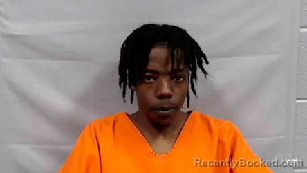 Mugshot of Dawayne Donte Adams