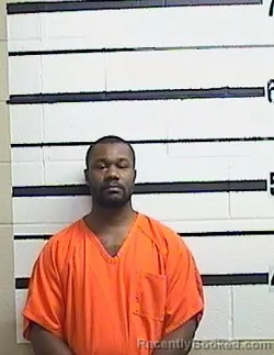 Mugshot of KEEONA L HOWARD