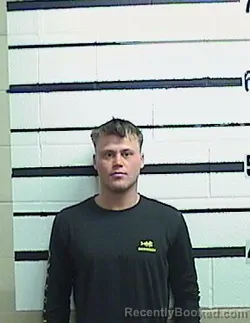 Mugshot of TANNER TRAVELSTEAD