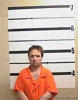 Mugshot of JONATHAN H LOWRY