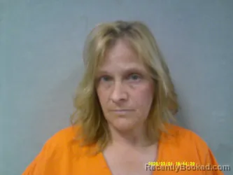 Mugshot of Amy Jo Knoph