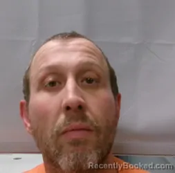 Mugshot of Travis Allen Rider