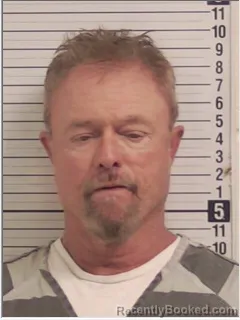 Mugshot of DOUGLAS RONALD JR MASHBURN