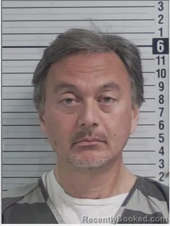 Mugshot of ROBERT LAWRENCE KING