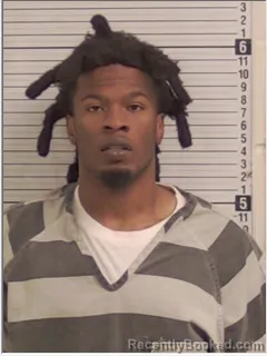 Mugshot of EMMANUEL MARK HOLMES