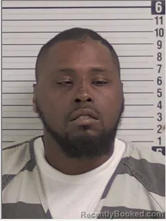 Mugshot of TIJON KWAMANE CROMWELL