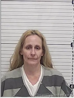 Mugshot of MISTEE DANIELLE SCARVELLI