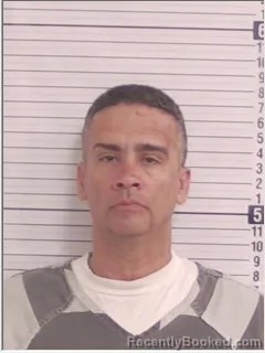 Mugshot of ALEXANDER MORALES DEL RIEGO