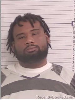 Mugshot of DUSHAWN LAMONT GREEN