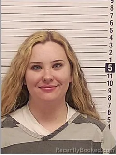 Mugshot of HAYLEY NYCOLE NEWTON