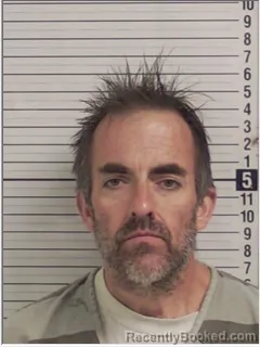 Mugshot of KRISTOPHER NATHANIEL HEFNER