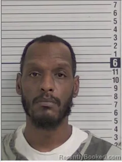 Mugshot of JONATHAN RESHARD MIDDLETON