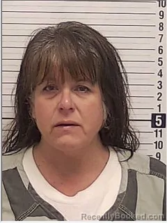 Mugshot of AIMEE LYNN GILBERT