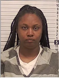 Mugshot of JDEAN OREECE  NIKKI CAMPBELL