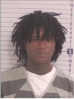 Mugshot of TYVEON ENOAH BERRY