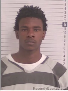 Mugshot of DONTAVIOUS OBRIEN WRIGHT