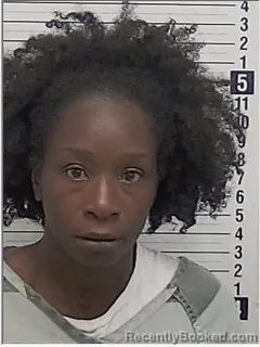 Mugshot of LACELLA RENEE JACKSON