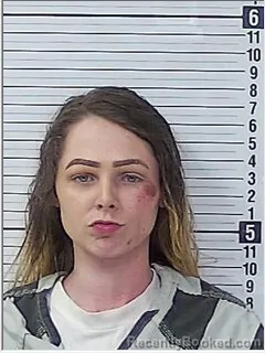 Mugshot of ZOE GRACE SWINDLE
