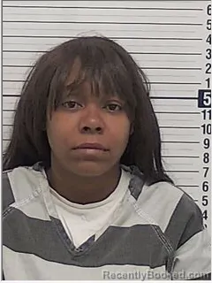 Mugshot of ELESIA ANGELIC LYNN